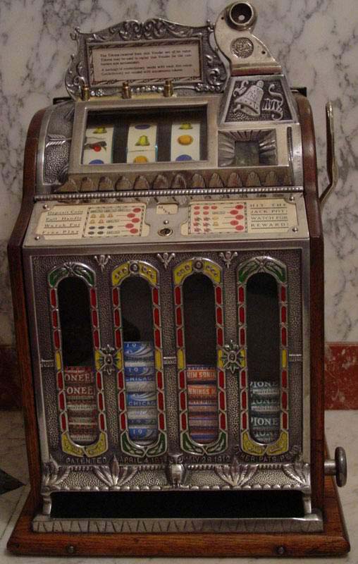 Ancienne Machine à Sous – Arcade – Fabriquée En Suisse (occasion)
